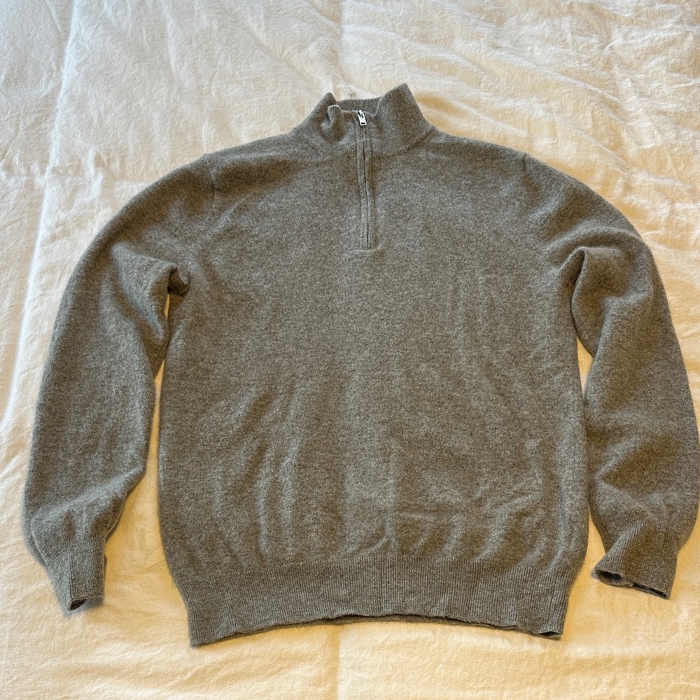 Quince Mongolian Cashmere Men's Zip Up Gray Sweater